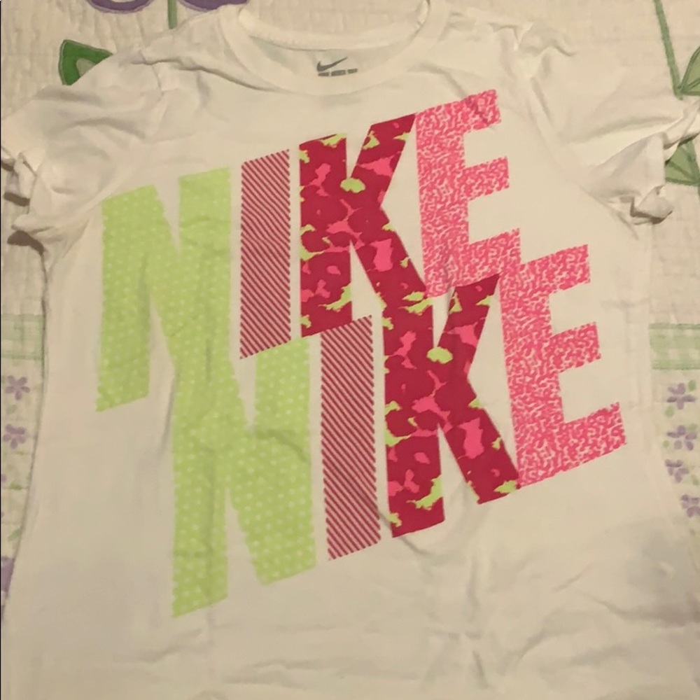 nike tshirt